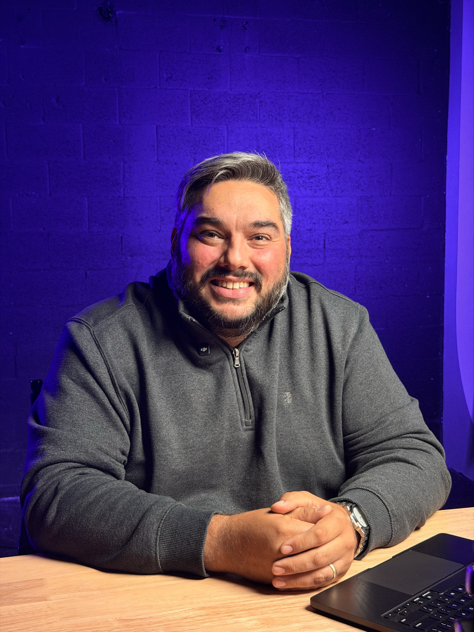 Tomas Moreau - Founder & Marketing Specialist